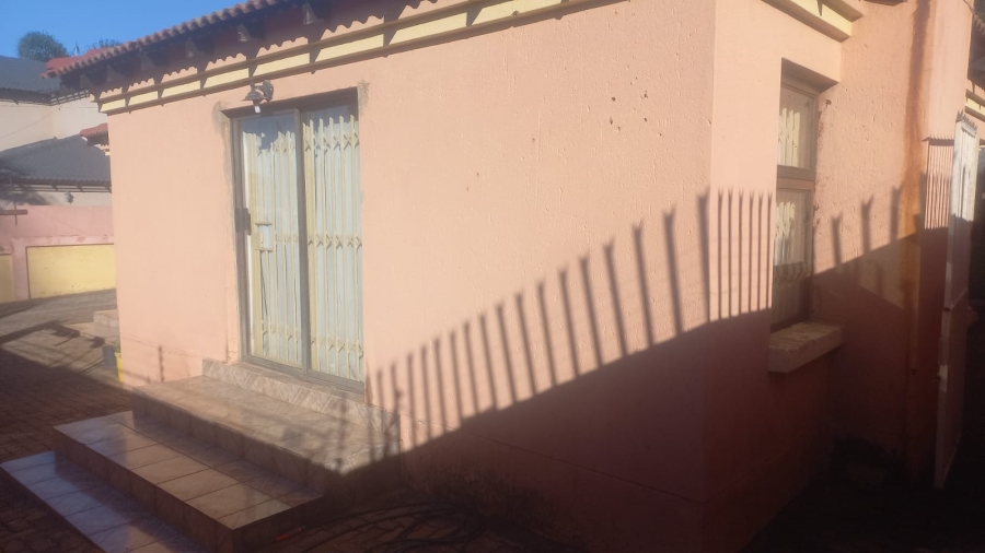 4 Bedroom Property for Sale in Amandasig Gauteng