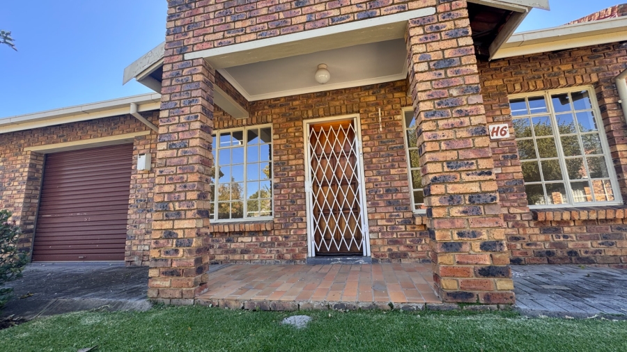 1 Bedroom Property for Sale in Three Rivers Gauteng