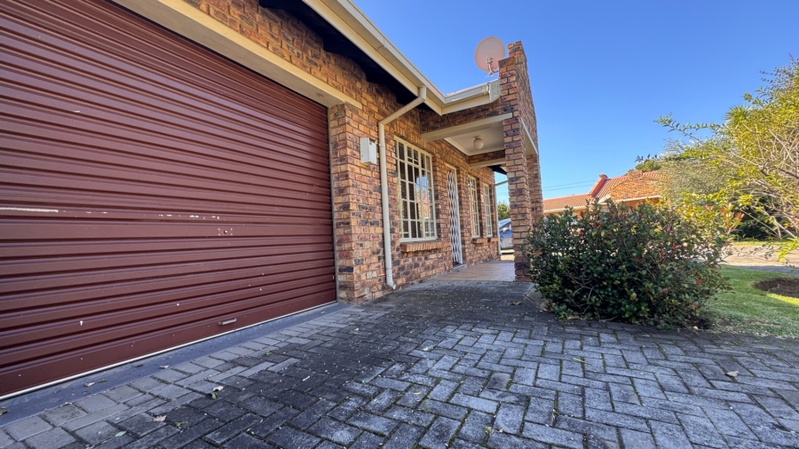 1 Bedroom Property for Sale in Three Rivers Gauteng