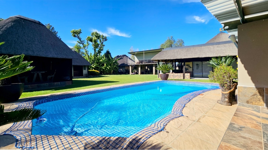 14 Bedroom Property for Sale in Mooilande Gauteng