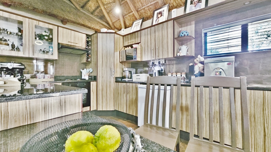 14 Bedroom Property for Sale in Mooilande Gauteng