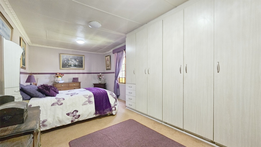 14 Bedroom Property for Sale in Mooilande Gauteng
