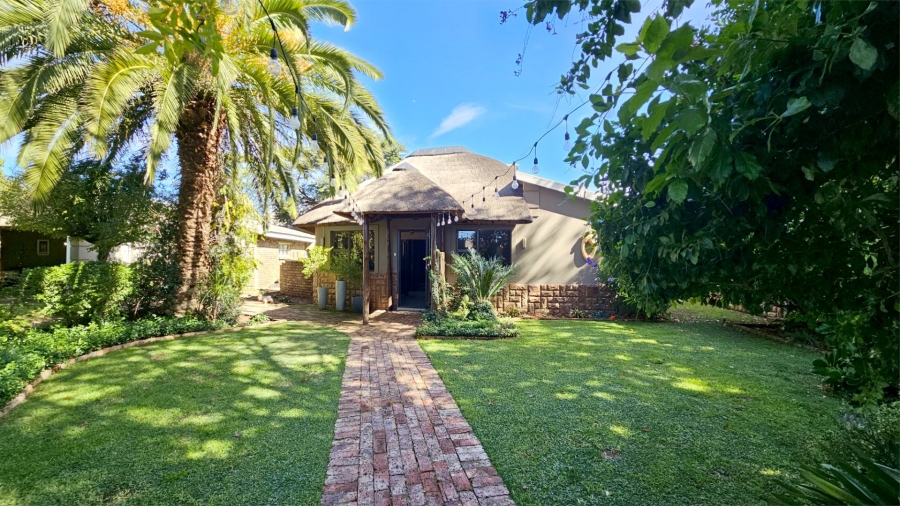 14 Bedroom Property for Sale in Mooilande Gauteng