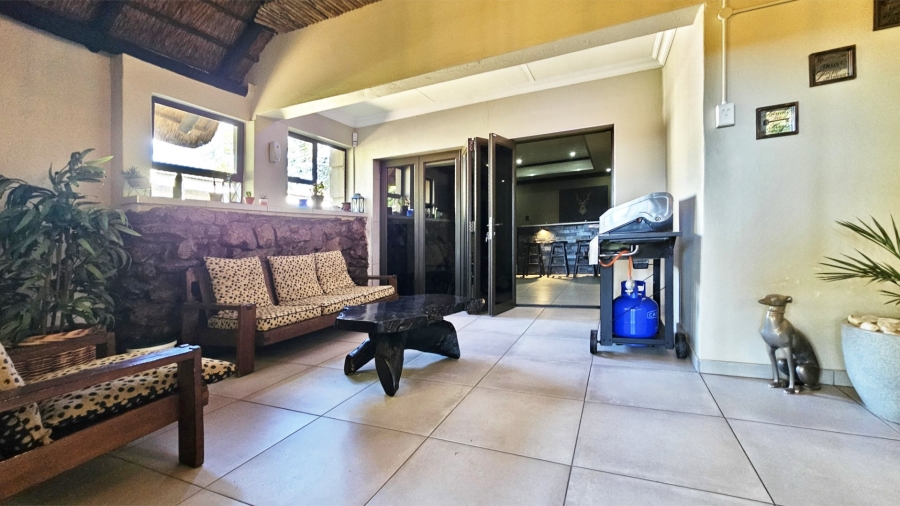 14 Bedroom Property for Sale in Mooilande Gauteng
