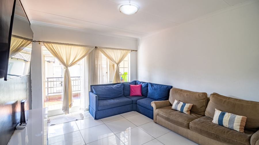2 Bedroom Property for Sale in Meredale Gauteng