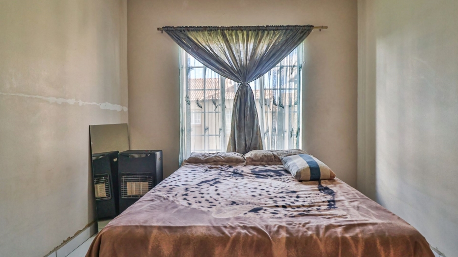 2 Bedroom Property for Sale in Meredale Gauteng