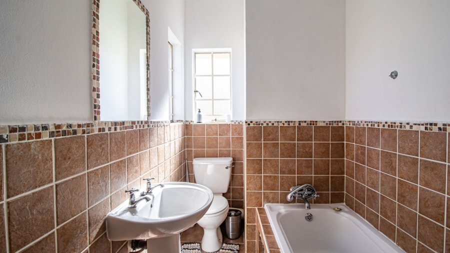 2 Bedroom Property for Sale in Meredale Gauteng