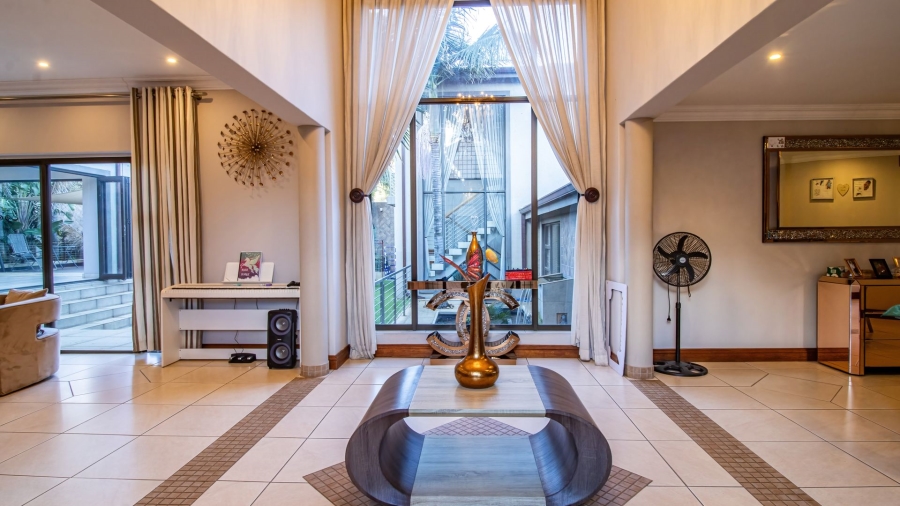 6 Bedroom Property for Sale in Bassonia Gauteng