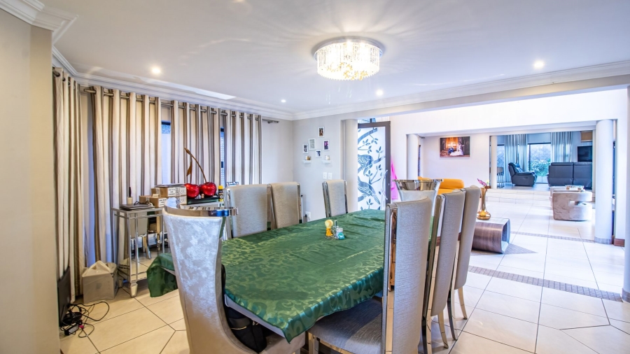 6 Bedroom Property for Sale in Bassonia Gauteng