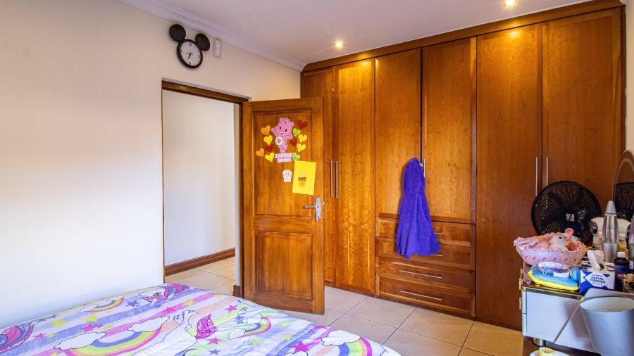 6 Bedroom Property for Sale in Bassonia Gauteng