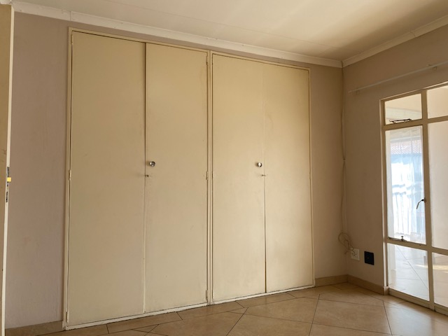 2 Bedroom Property for Sale in Brackendowns Gauteng