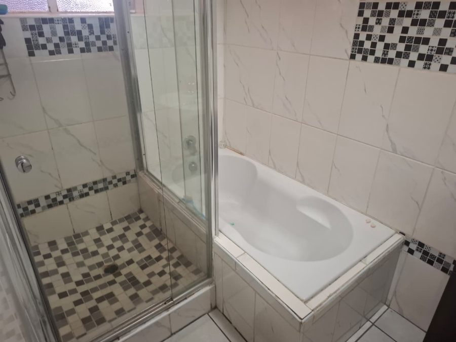 To Let 3 Bedroom Property for Rent in Wonderboom South Gauteng