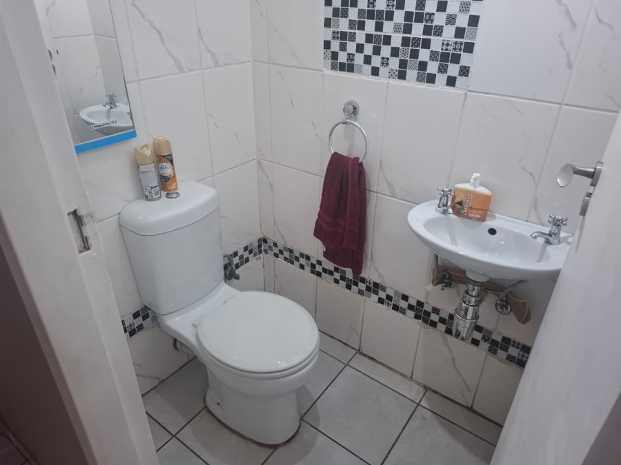 To Let 3 Bedroom Property for Rent in Wonderboom South Gauteng