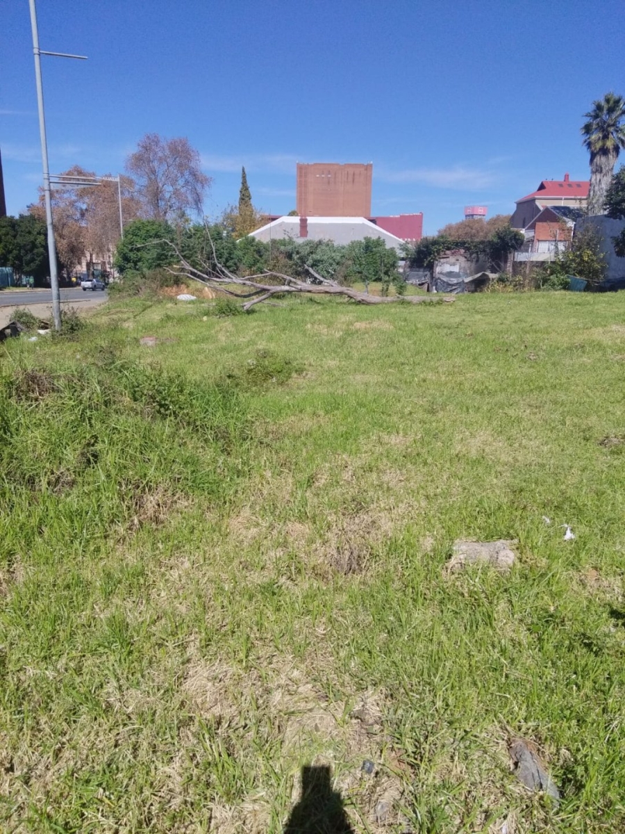  Bedroom Property for Sale in New Doornfontein Gauteng
