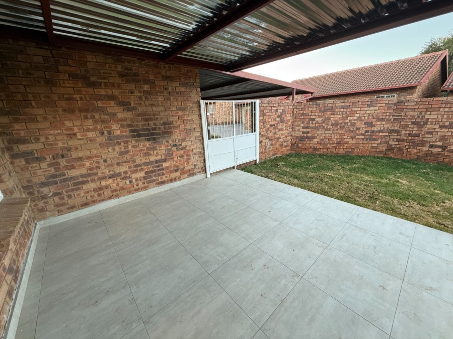 3 Bedroom Property for Sale in Highveld Gauteng