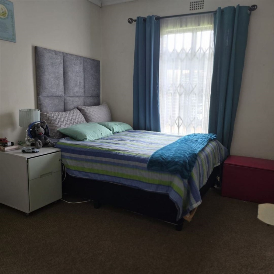3 Bedroom Property for Sale in Bonaero Park Gauteng