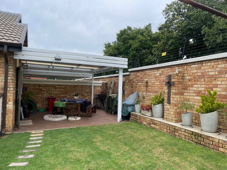3 Bedroom Property for Sale in Beyers Park Gauteng