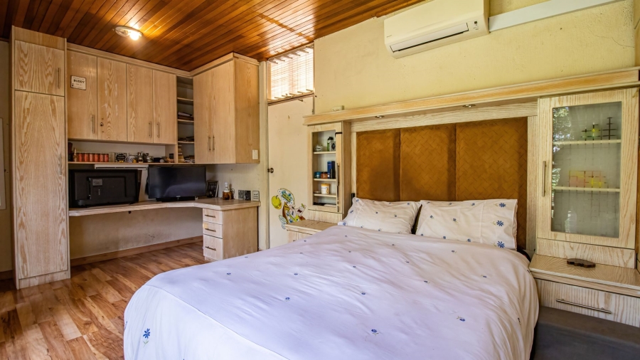 4 Bedroom Property for Sale in Alan Manor Gauteng