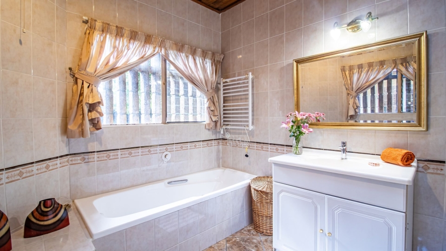 4 Bedroom Property for Sale in Alan Manor Gauteng