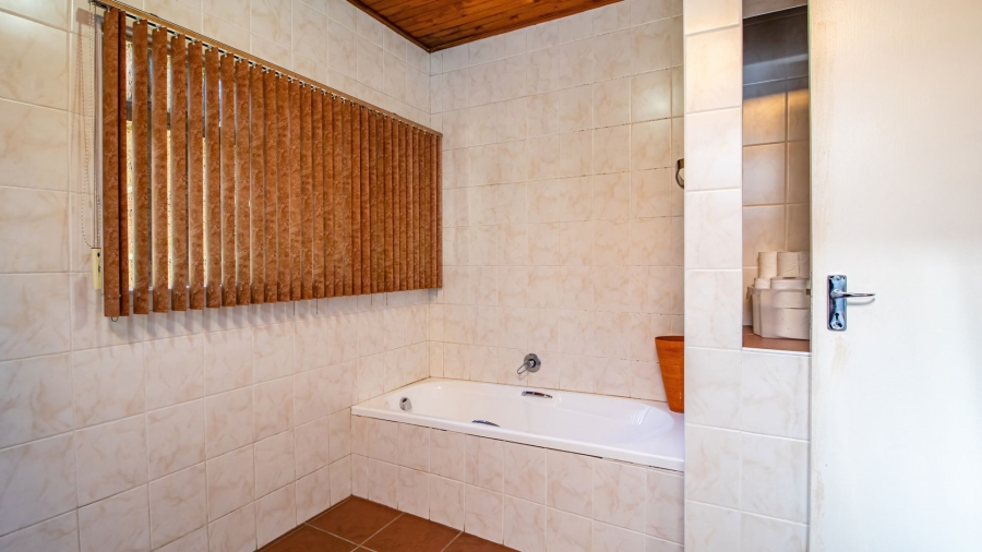 4 Bedroom Property for Sale in Alan Manor Gauteng