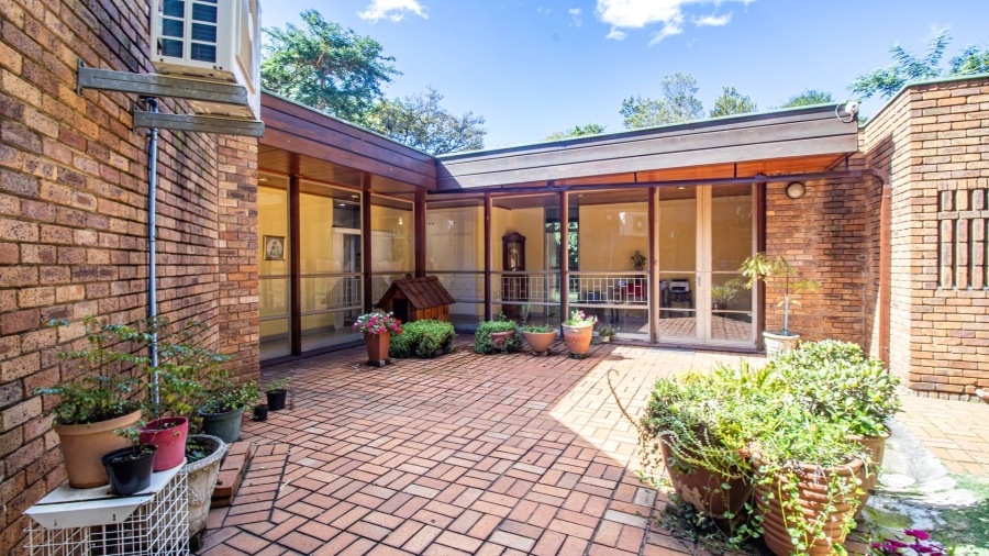 4 Bedroom Property for Sale in Alan Manor Gauteng