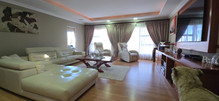 To Let 5 Bedroom Property for Rent in Meyersdal Gauteng