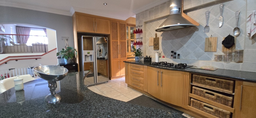 To Let 5 Bedroom Property for Rent in Meyersdal Gauteng