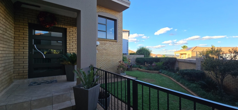 To Let 5 Bedroom Property for Rent in Meyersdal Gauteng