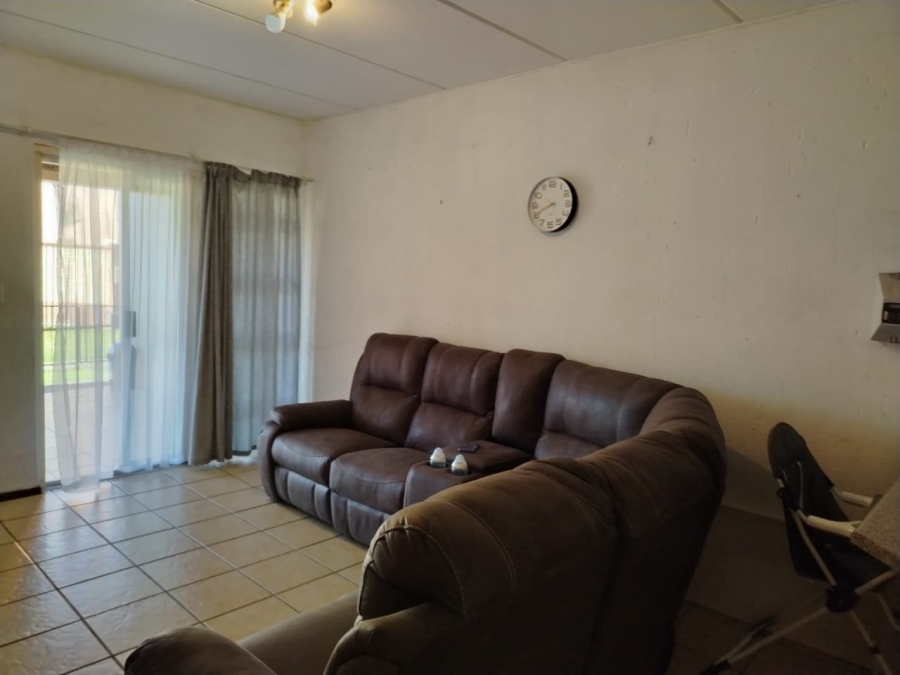 2 Bedroom Property for Sale in Comet Gauteng