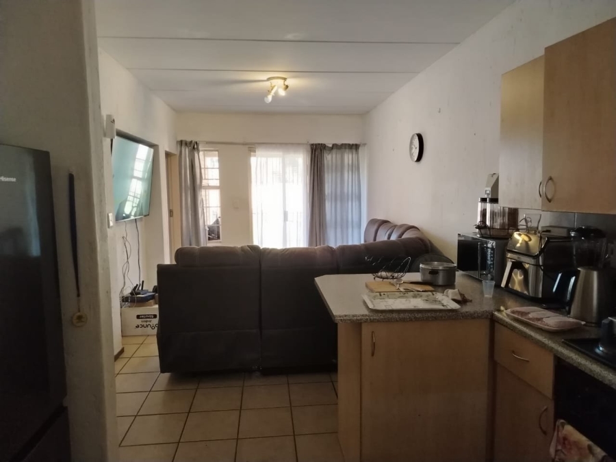 2 Bedroom Property for Sale in Comet Gauteng