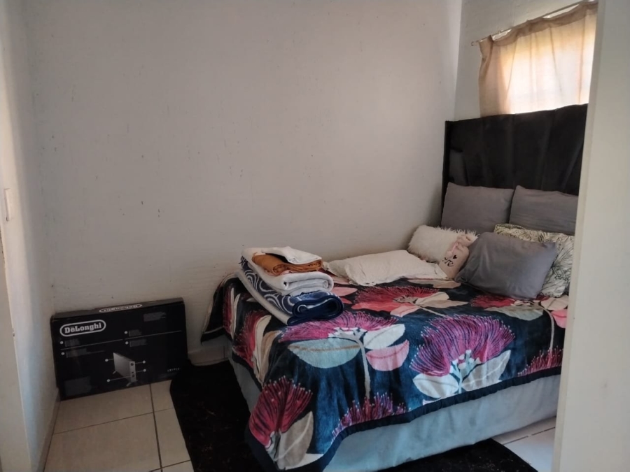2 Bedroom Property for Sale in Comet Gauteng