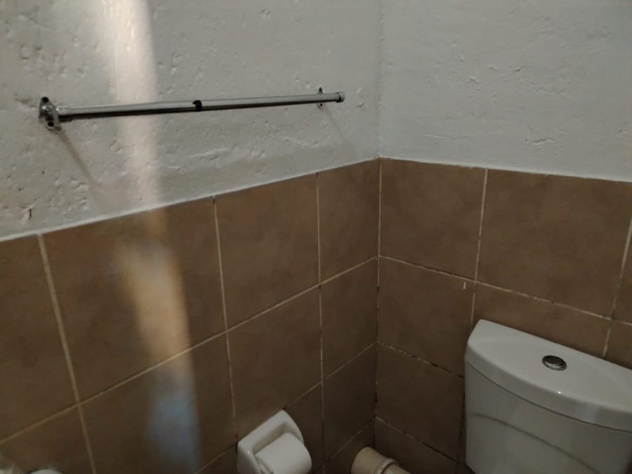 2 Bedroom Property for Sale in Comet Gauteng