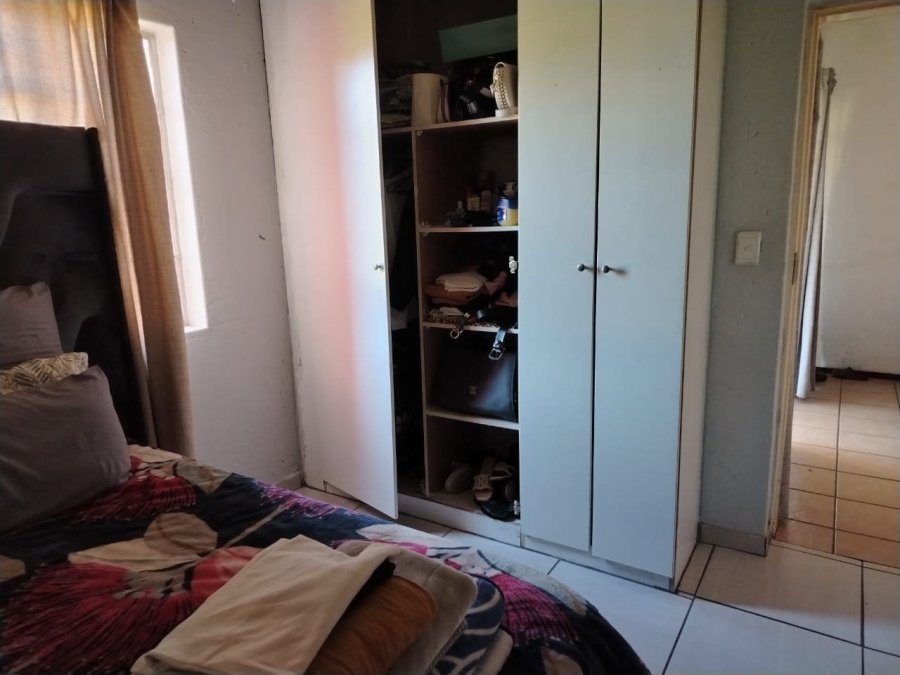 2 Bedroom Property for Sale in Comet Gauteng