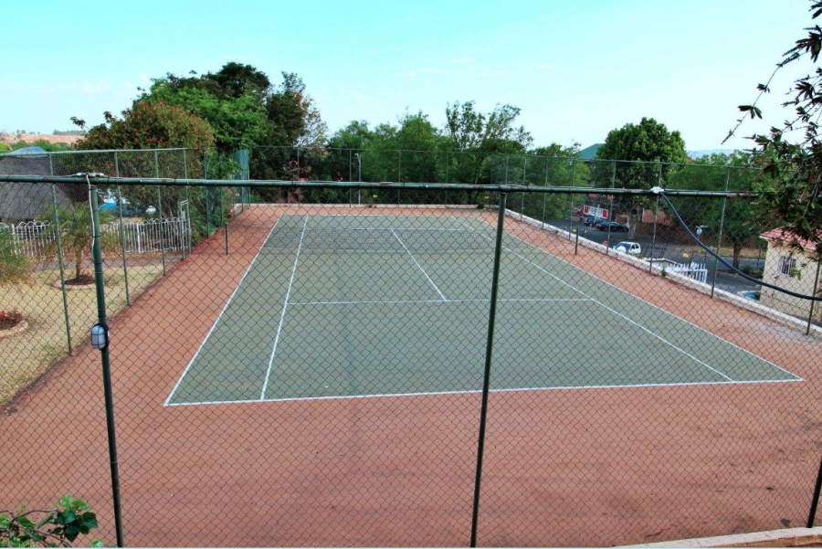 2 Bedroom Property for Sale in Primrose Hill Gauteng