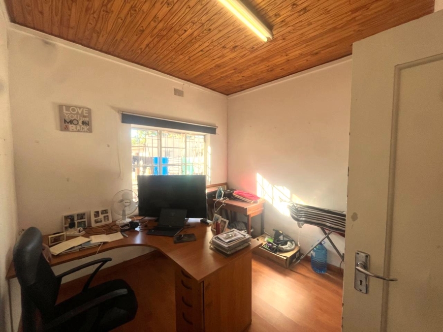 To Let 4 Bedroom Property for Rent in Gezina Gauteng