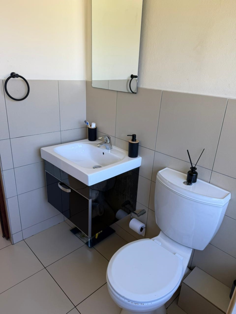 To Let 2 Bedroom Property for Rent in North Riding Gauteng