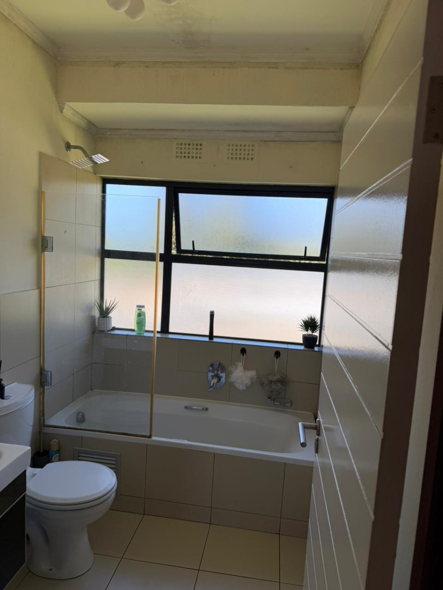 To Let 2 Bedroom Property for Rent in North Riding Gauteng