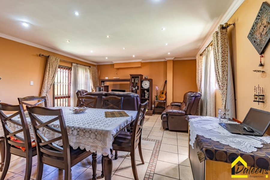3 Bedroom Property for Sale in Hughes Gauteng