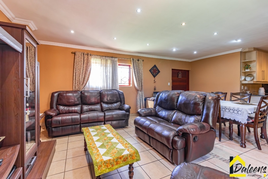 3 Bedroom Property for Sale in Hughes Gauteng