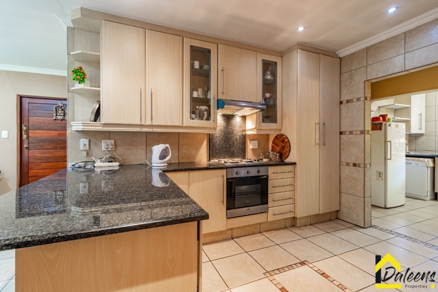 3 Bedroom Property for Sale in Hughes Gauteng