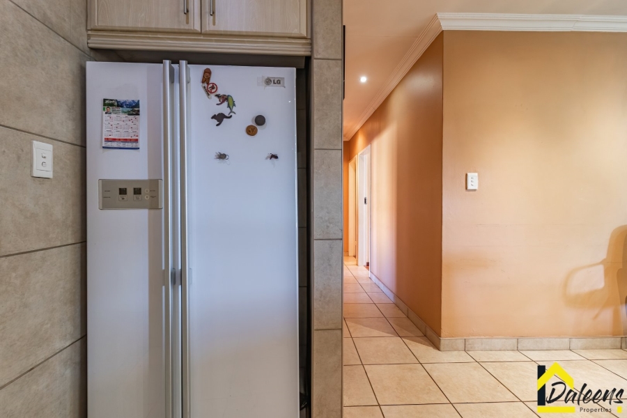 3 Bedroom Property for Sale in Hughes Gauteng