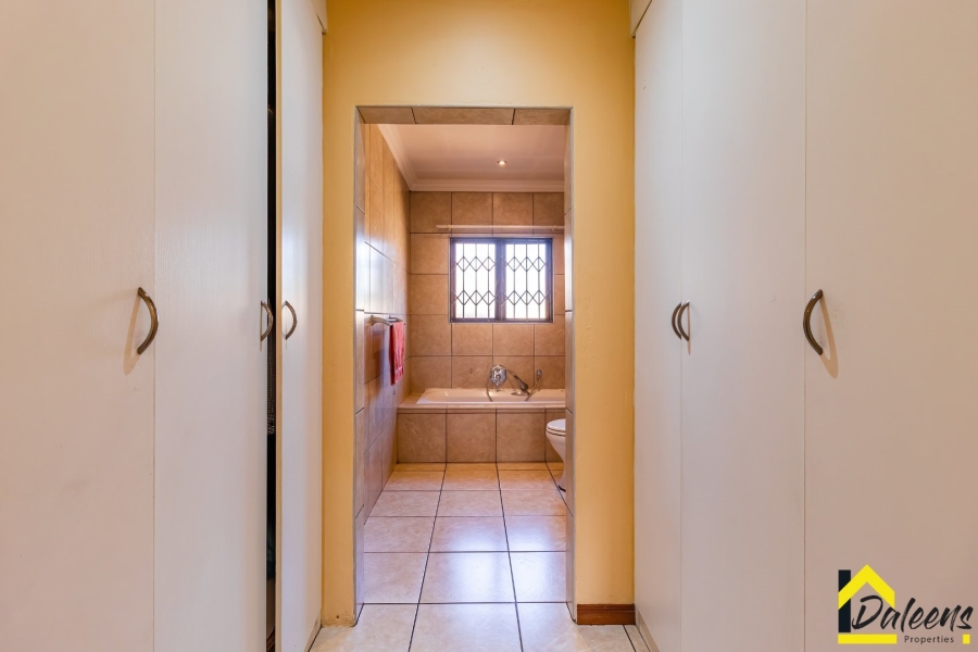 3 Bedroom Property for Sale in Hughes Gauteng