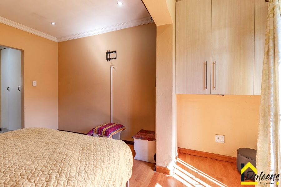 3 Bedroom Property for Sale in Hughes Gauteng