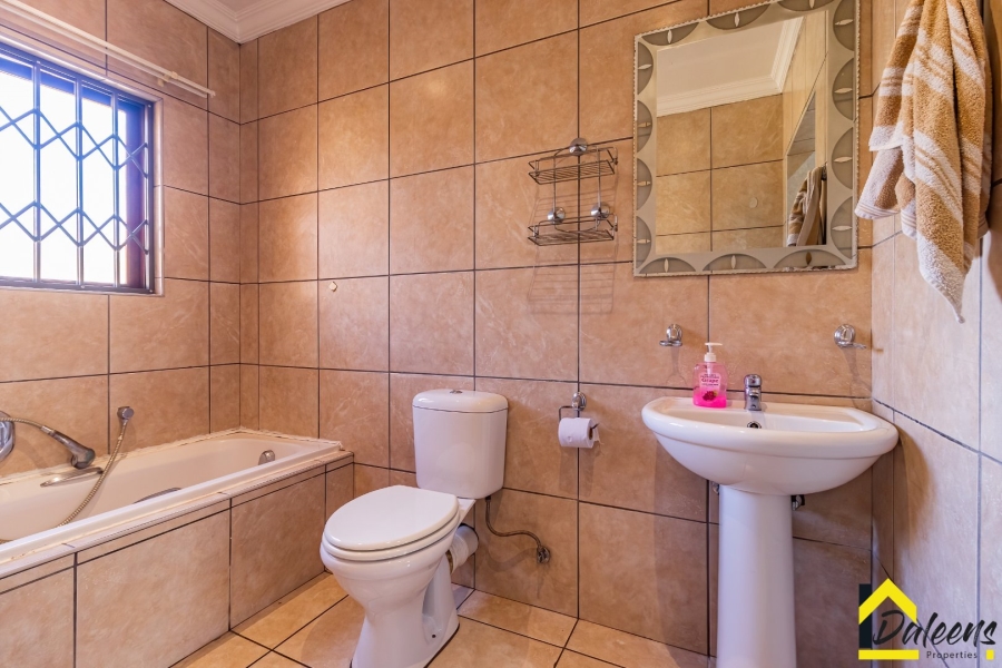 3 Bedroom Property for Sale in Hughes Gauteng