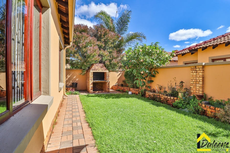 3 Bedroom Property for Sale in Hughes Gauteng