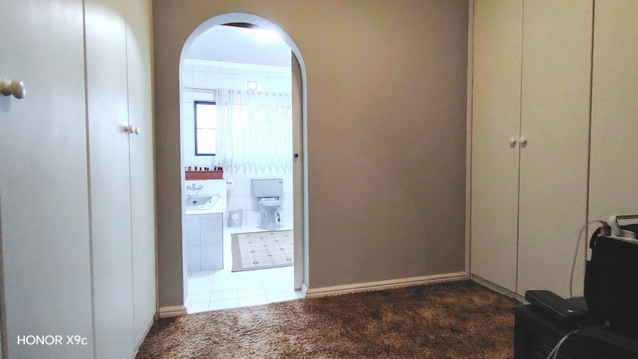 Commercial Property for Sale in Helderstrome AH Gauteng