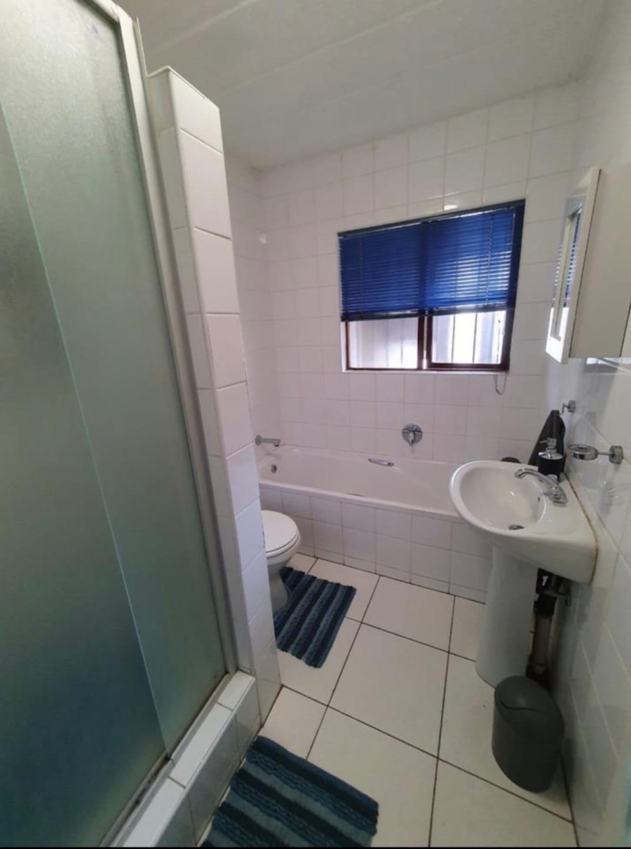 1 Bedroom Property for Sale in Morningside Ext 40 Gauteng