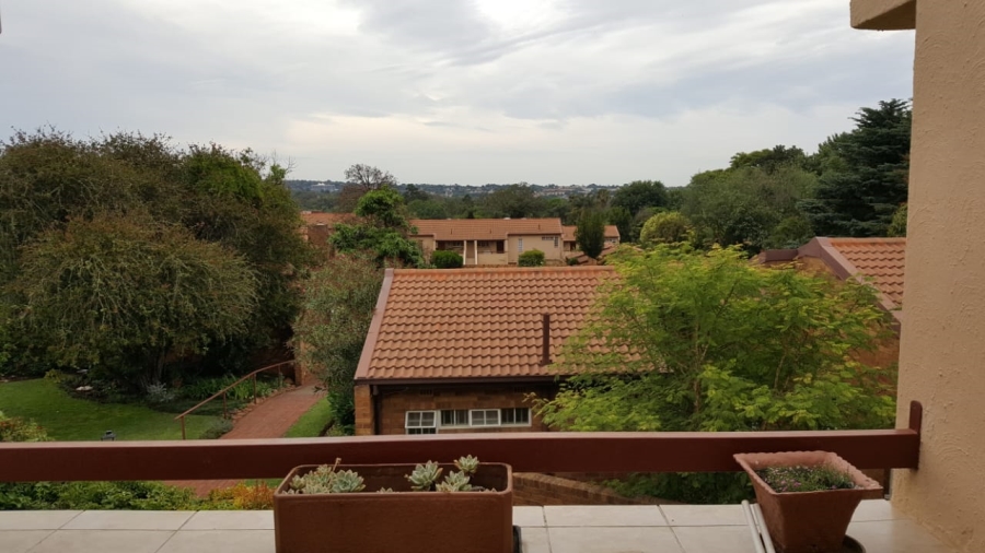 1 Bedroom Property for Sale in Bedford Park Gauteng