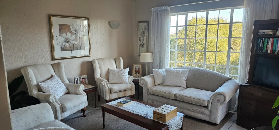 1 Bedroom Property for Sale in Bedford Park Gauteng