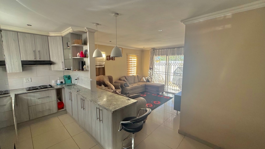 3 Bedroom Property for Sale in Goudrand Gauteng